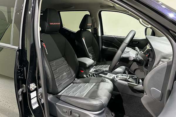 2025 Nissan Navara PRO-4X Warrior D23 4X4