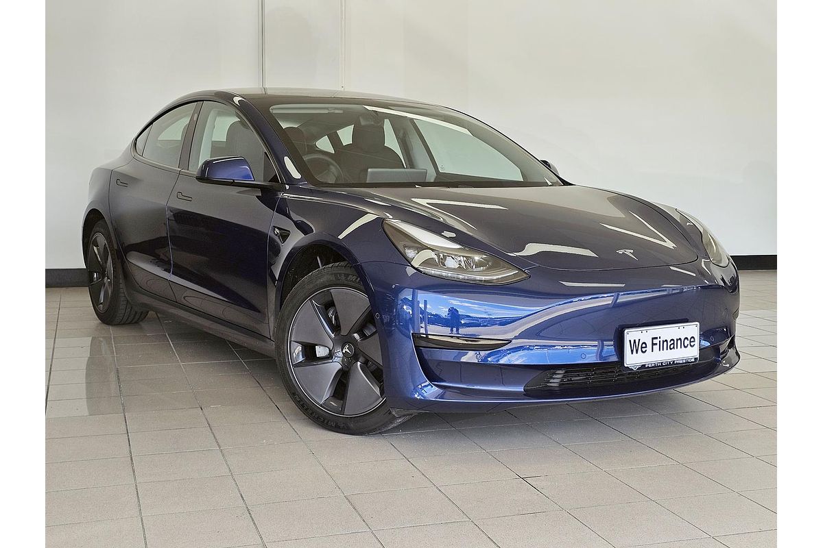 2022 Tesla Model 3 Rear-Wheel Drive
