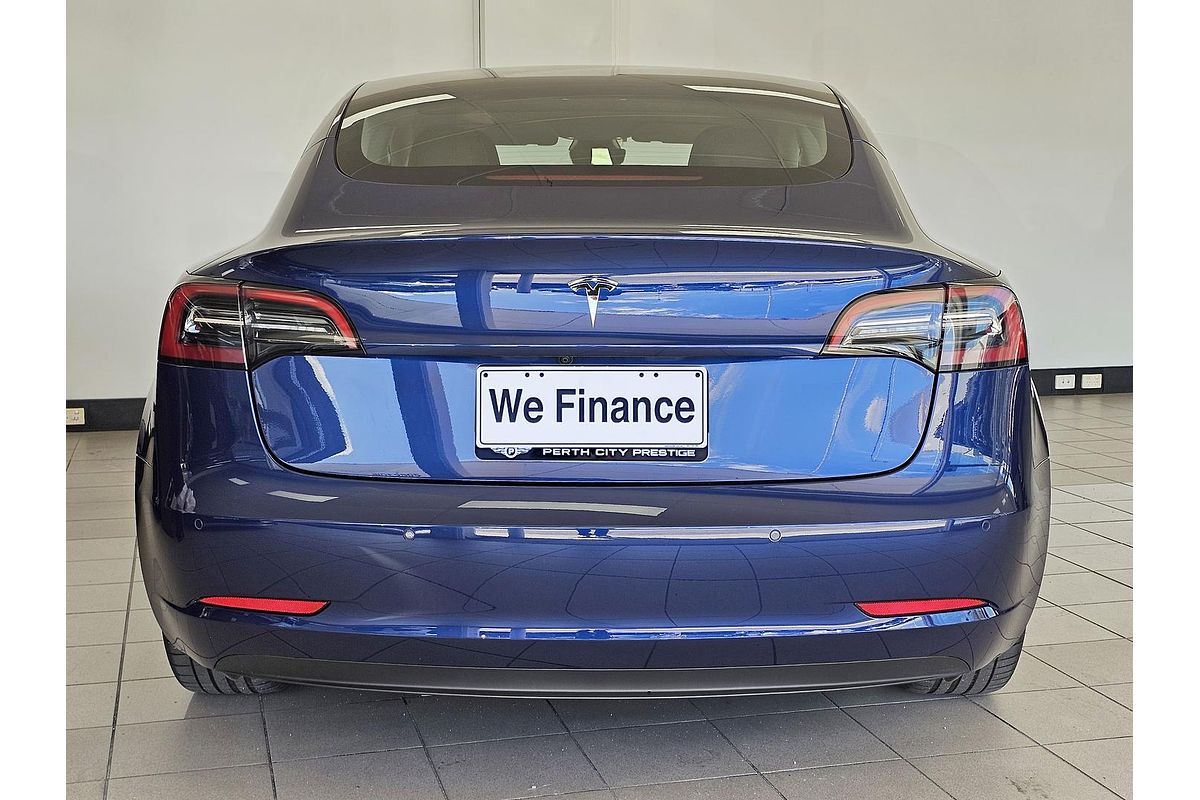 2022 Tesla Model 3 Rear-Wheel Drive
