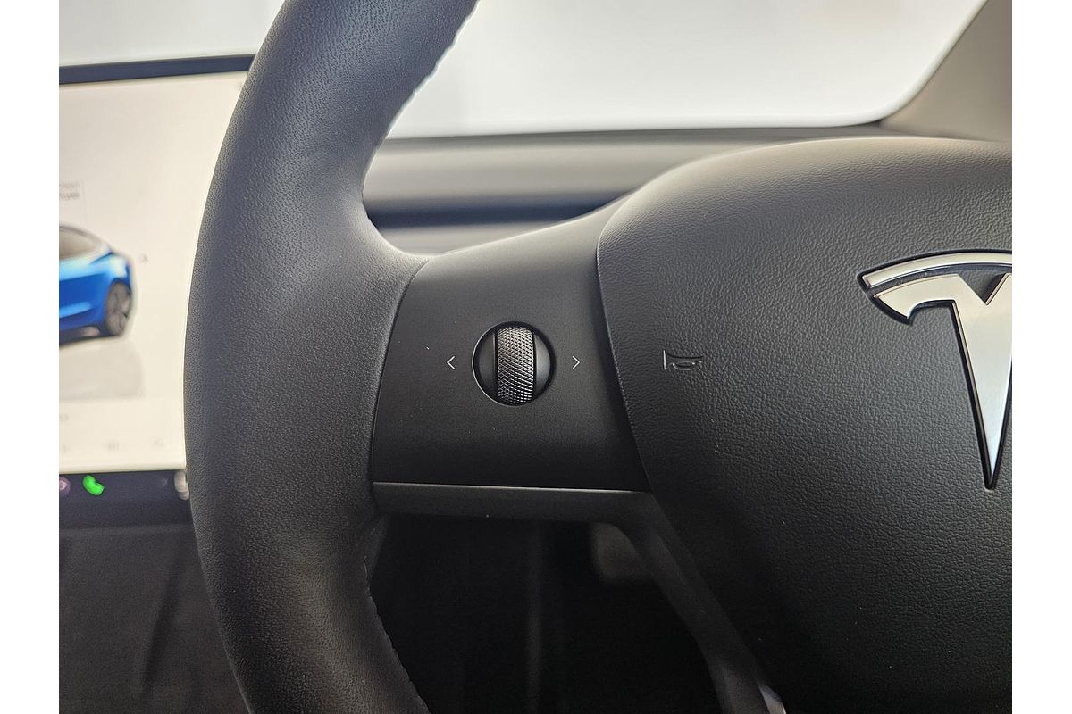 2022 Tesla Model 3 Rear-Wheel Drive