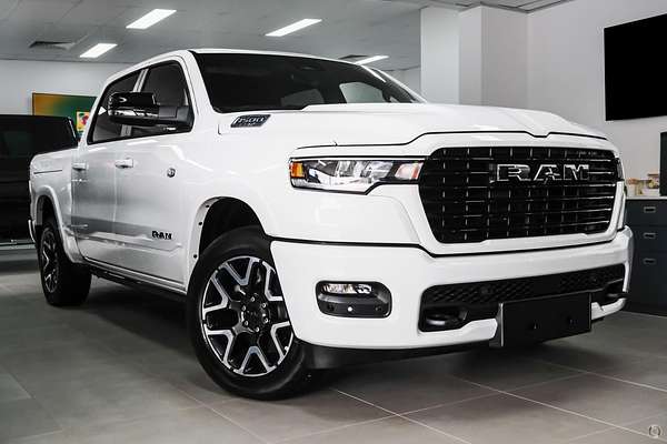 2025 RAM 1500 Laramie Sport Hurricane SO RamBox DT 4X4 SWB