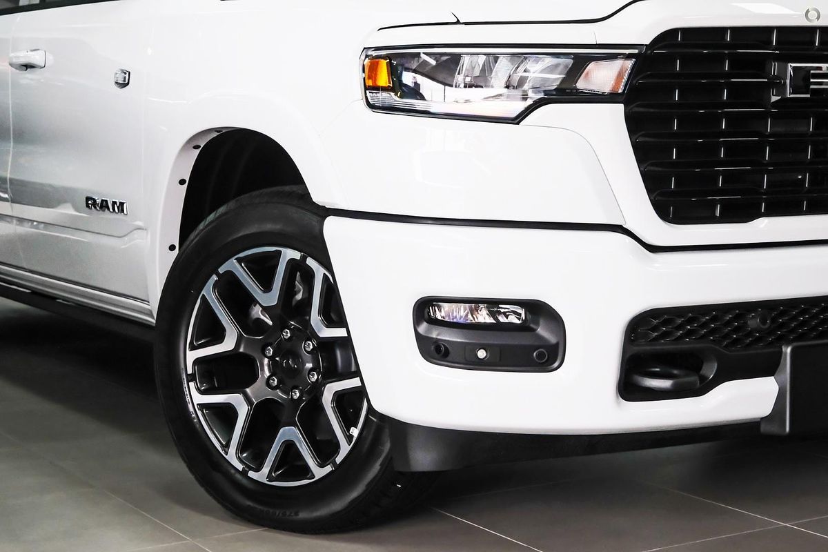 2025 RAM 1500 Laramie Sport Hurricane SO RamBox DT 4X4 SWB