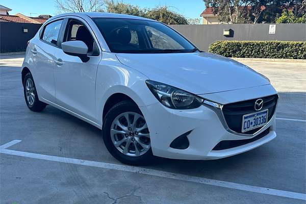 2015 Mazda 2 Maxx DJ Series