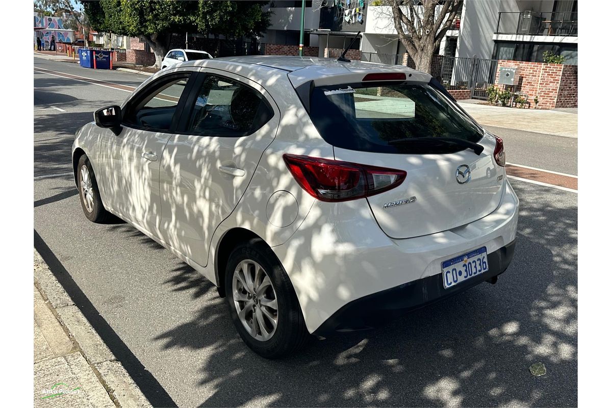 2015 Mazda 2 Maxx DJ Series