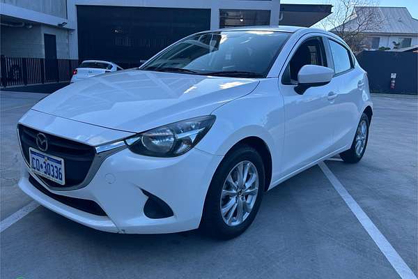 2015 Mazda 2 Maxx DJ Series