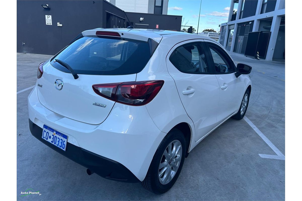 2015 Mazda 2 Maxx DJ Series