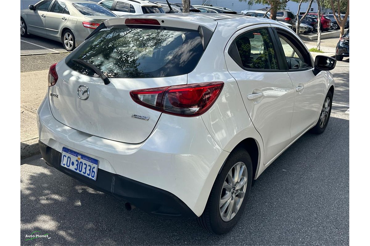 2015 Mazda 2 Maxx DJ Series