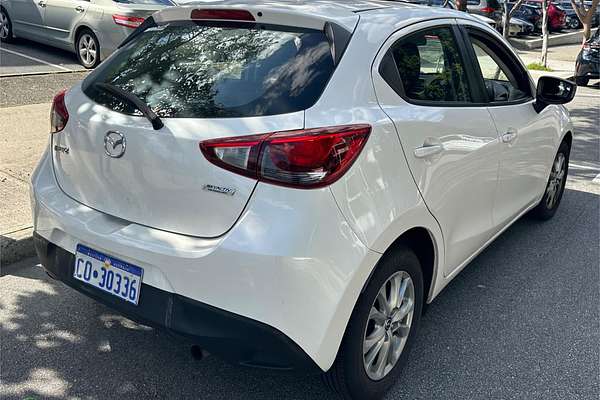 2015 Mazda 2 Maxx DJ Series