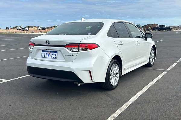 2023 Toyota Corolla SX Hybrid ZWE219R