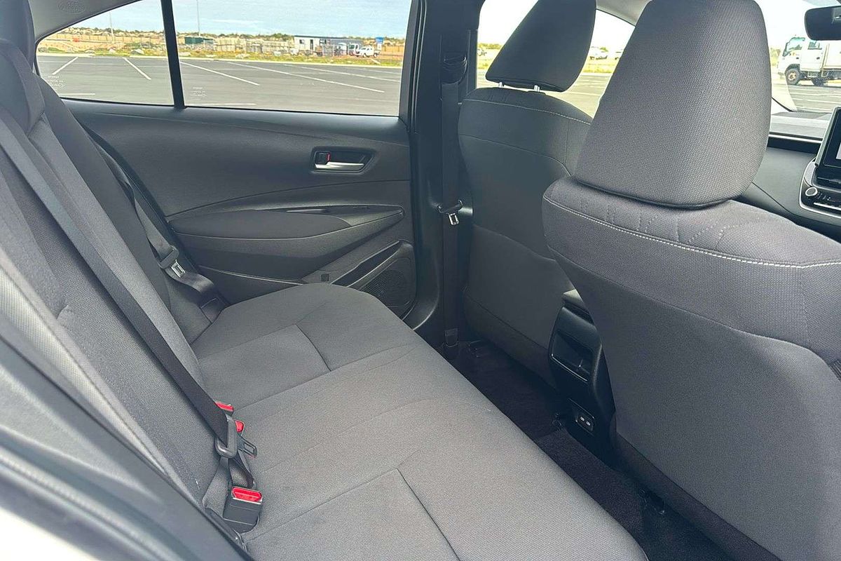 2023 Toyota Corolla SX Hybrid ZWE219R