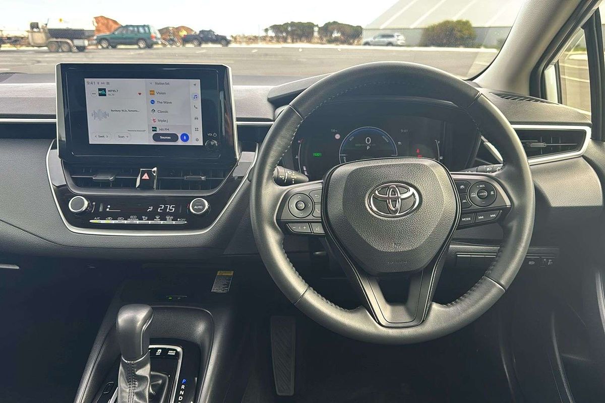 2023 Toyota Corolla SX Hybrid ZWE219R