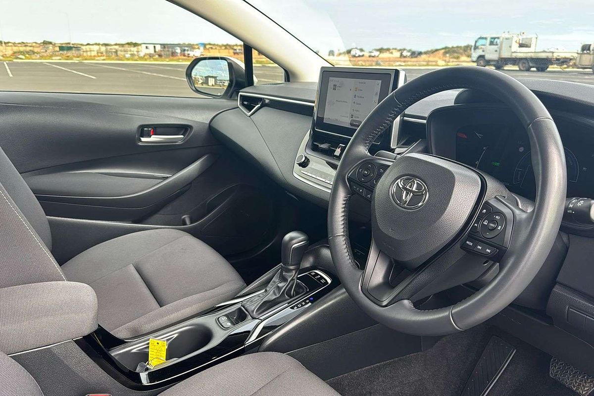 2023 Toyota Corolla SX Hybrid ZWE219R