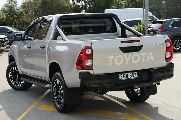 2024 Toyota Hilux SR5 GUN126R 4X4