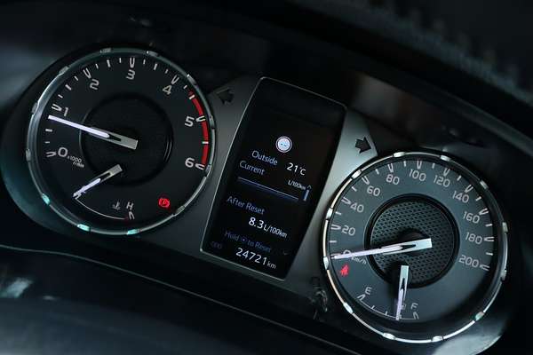 2024 Toyota Hilux SR5 GUN126R 4X4