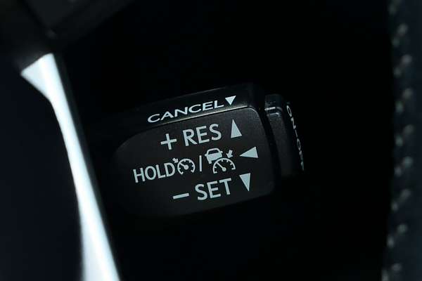 2024 Toyota Hilux SR5 GUN126R 4X4