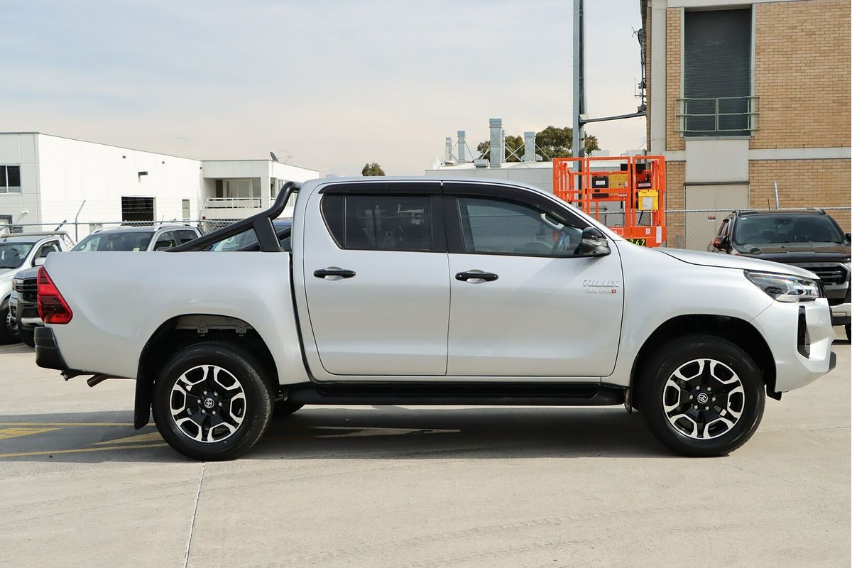 2024 Toyota Hilux SR5 GUN126R 4X4
