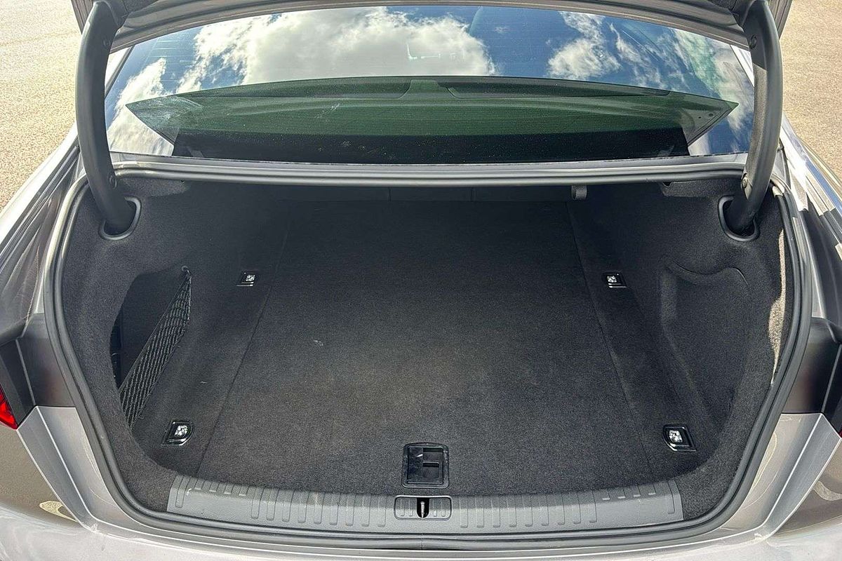 2021 Audi A6 40 TFSI C8