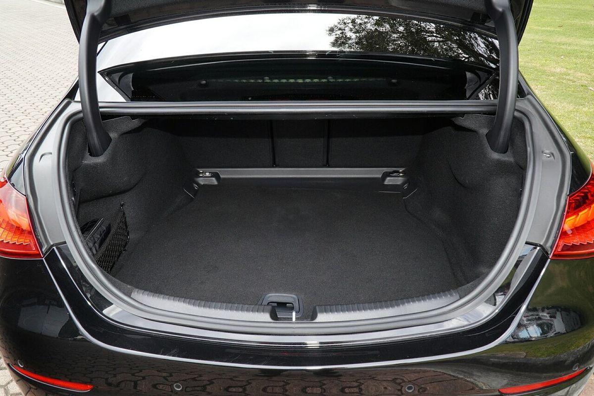 2022 Mercedes-Benz C-Class C200 W206