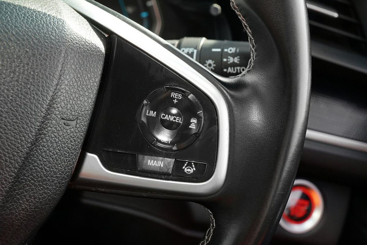 2019 Honda Civic VTi-L 10th Gen