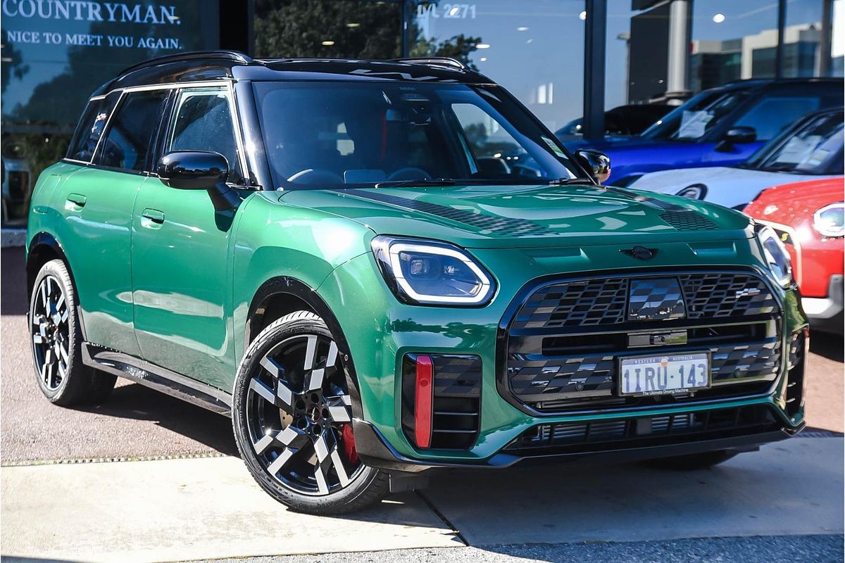 2025 MINI Countryman JCW Favoured U25