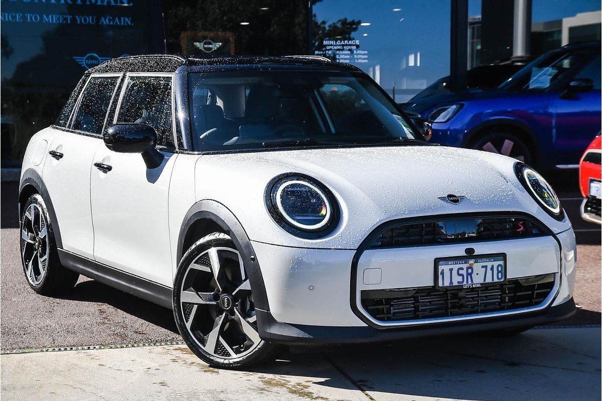 2025 MINI Cooper S Classic F66