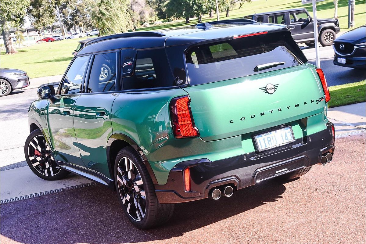 2025 MINI Countryman JCW Favoured U25