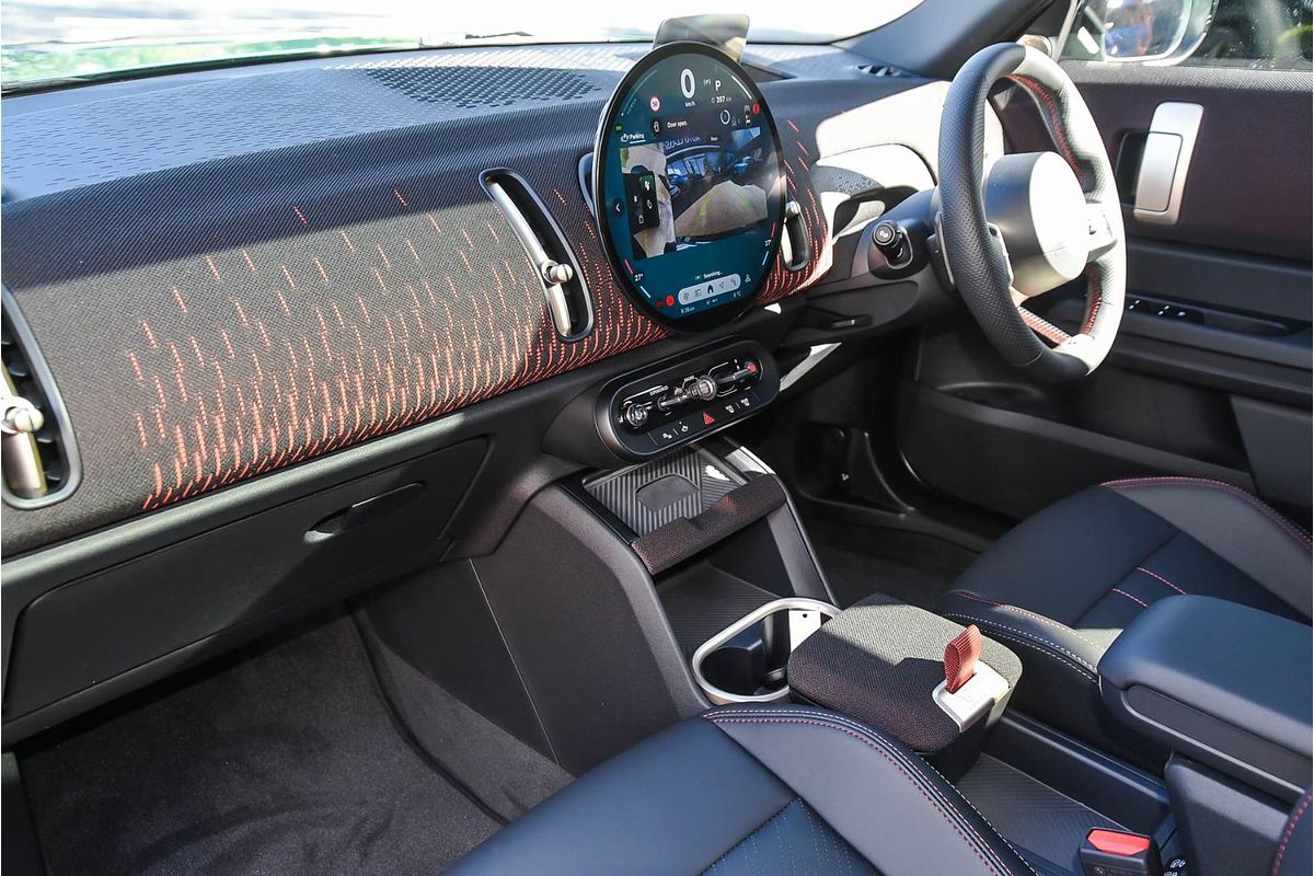 2025 MINI Countryman JCW Favoured U25