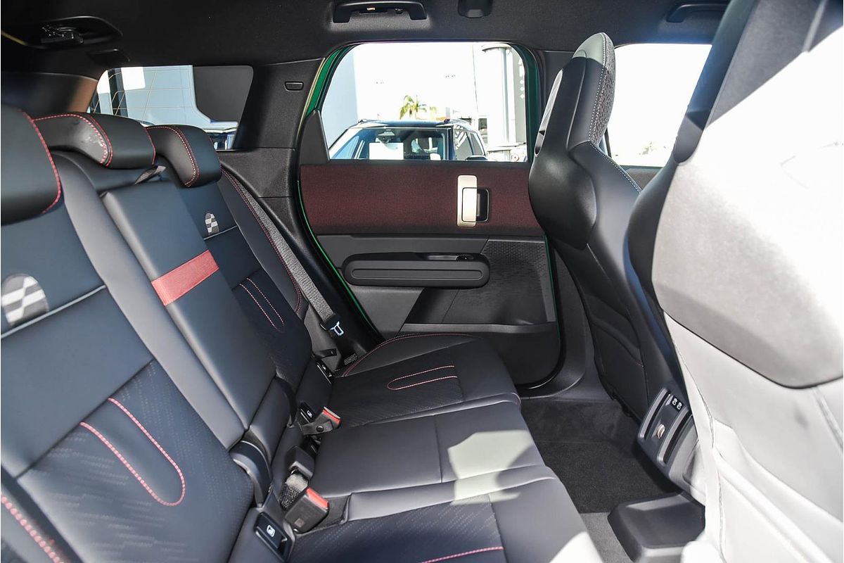 2025 MINI Countryman JCW Favoured U25