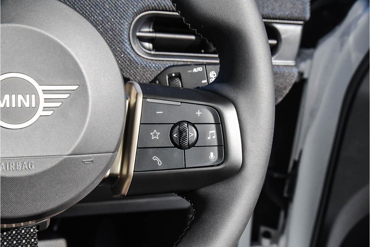2025 MINI Cooper S Classic F66