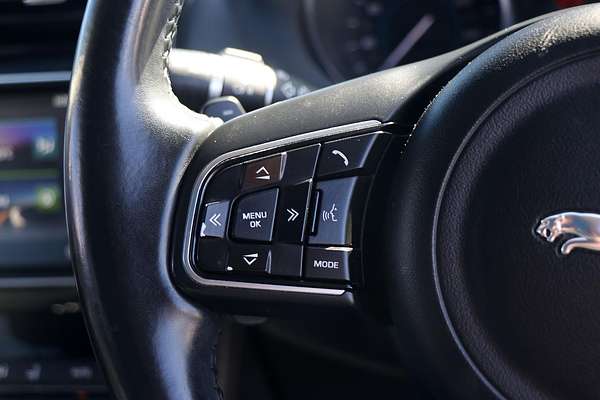2016 Jaguar F-PACE 20d Prestige X761