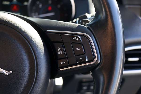 2016 Jaguar F-PACE 20d Prestige X761