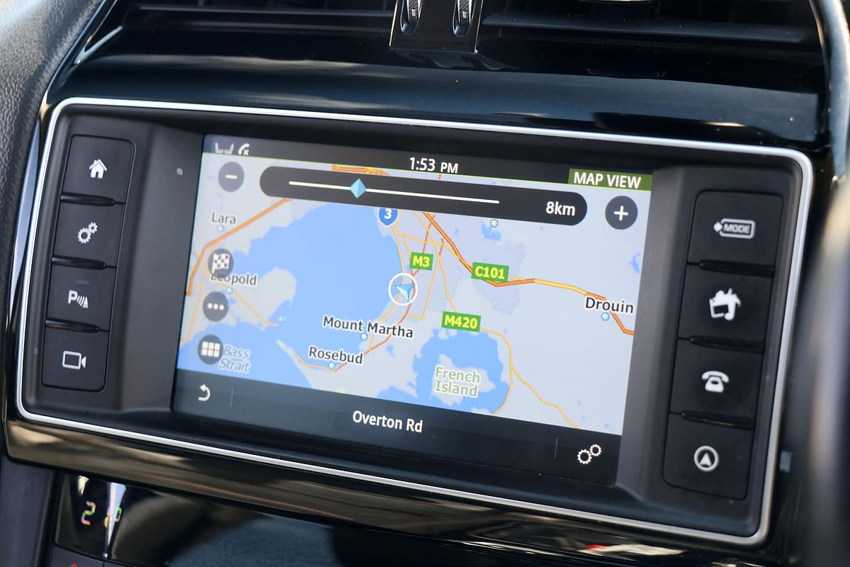 2016 Jaguar F-PACE 20d Prestige X761
