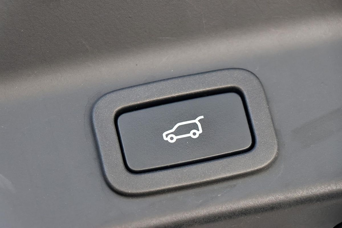 2016 Jaguar F-PACE 20d Prestige X761