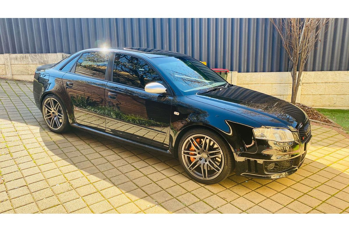 2007 Audi RS4  B7