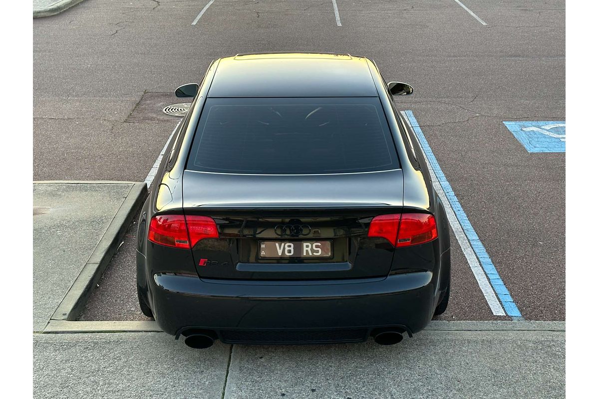 2007 Audi RS4  B7