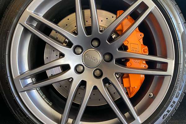 2007 Audi RS4  B7