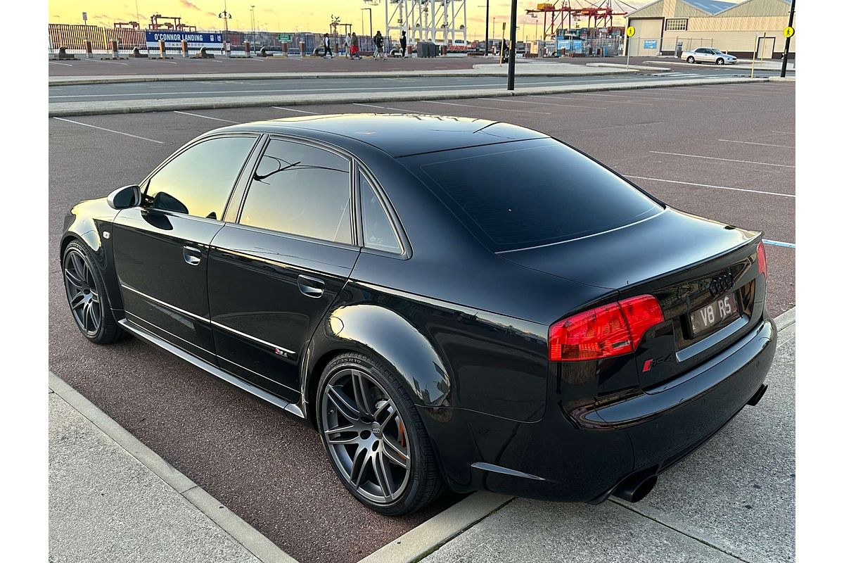 2007 Audi RS4  B7