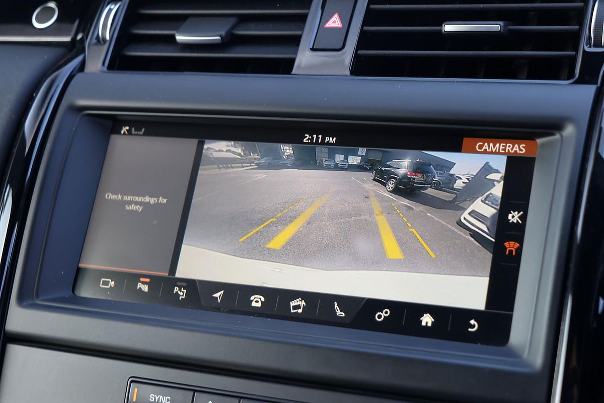 2019 Land Rover Discovery SD4 SE Series 5