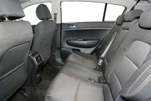 2020 Kia Sportage S QL