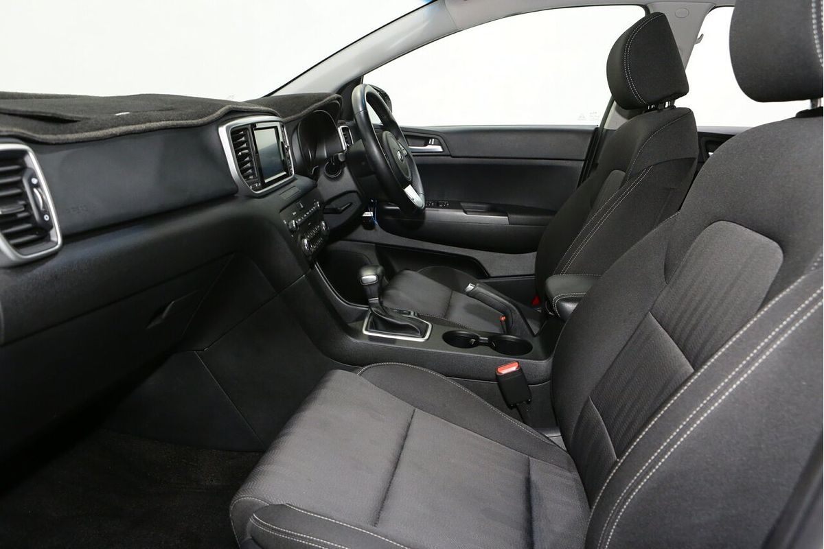 2020 Kia Sportage S QL
