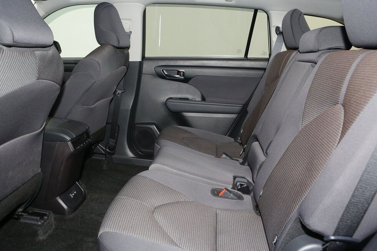 2025 Toyota Kluger GX AXUH78R