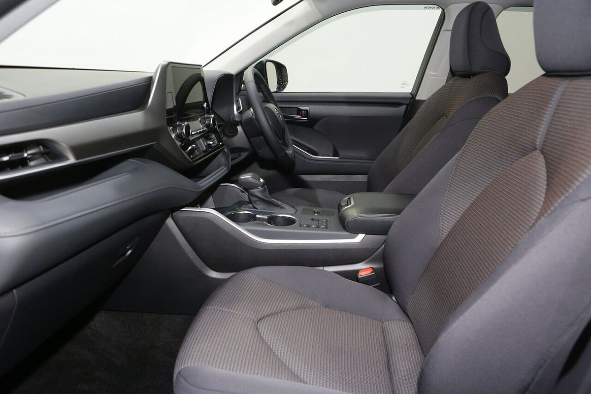 2025 Toyota Kluger GX AXUH78R