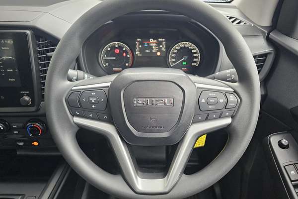 2025 Isuzu D-MAX SX High Ride Rear Wheel Drive