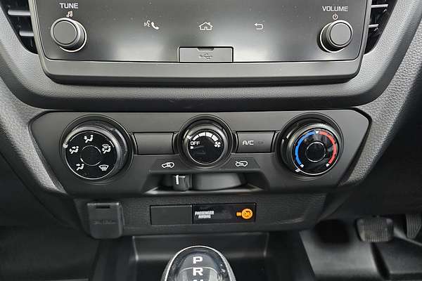 2025 Isuzu D-MAX SX High Ride Rear Wheel Drive
