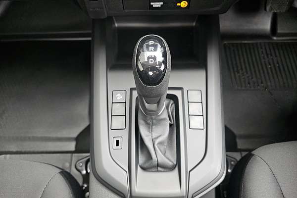 2025 Isuzu D-MAX SX High Ride Rear Wheel Drive