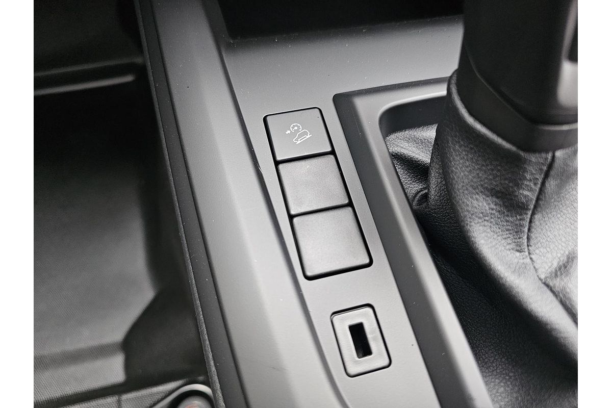 2025 Isuzu D-MAX SX High Ride Rear Wheel Drive