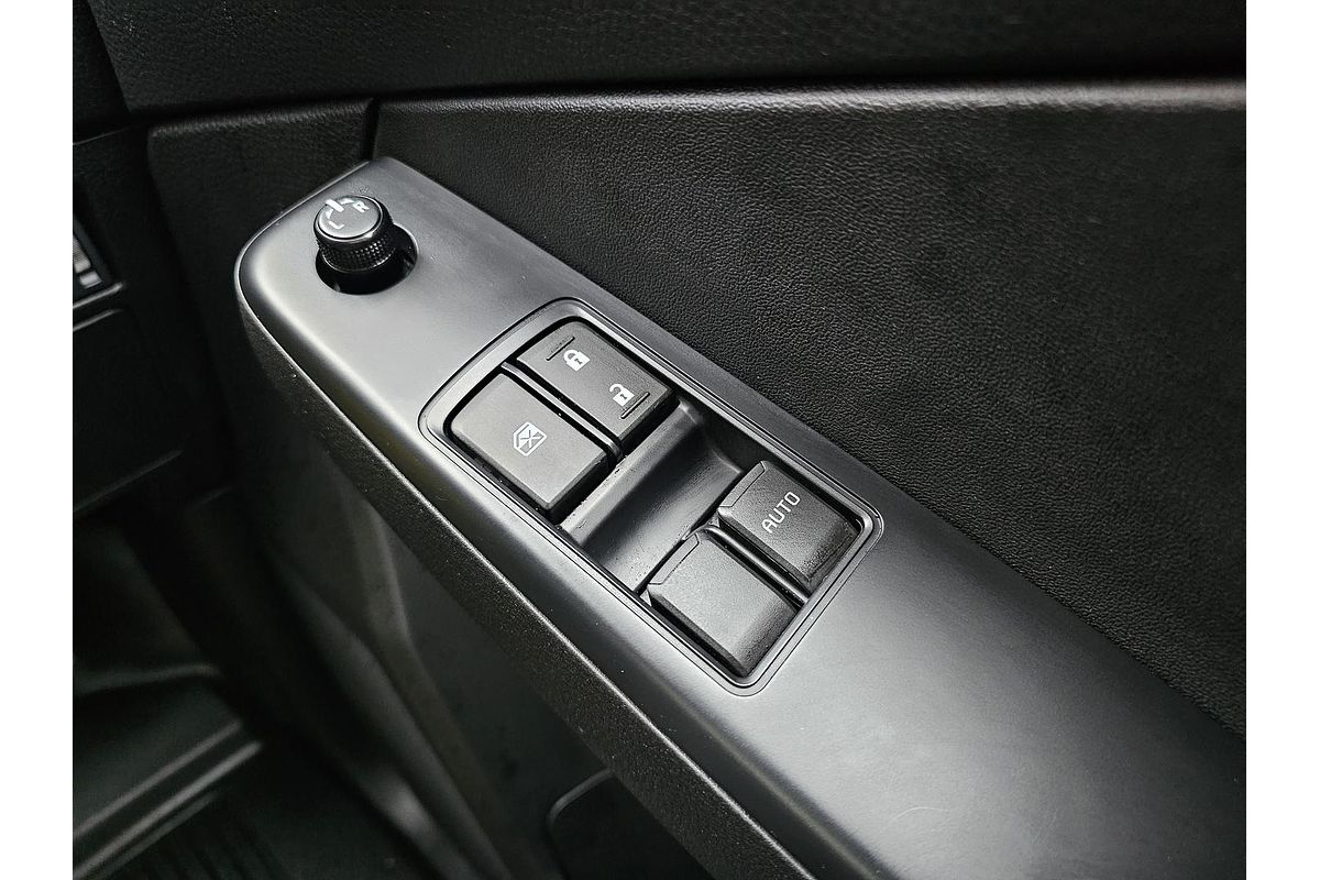 2025 Isuzu D-MAX SX High Ride Rear Wheel Drive