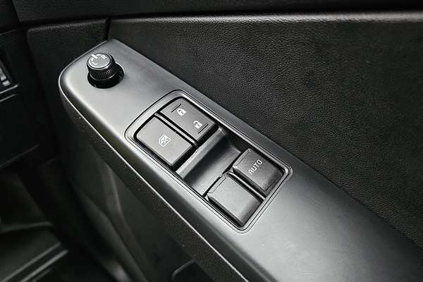 2025 Isuzu D-MAX SX High Ride Rear Wheel Drive