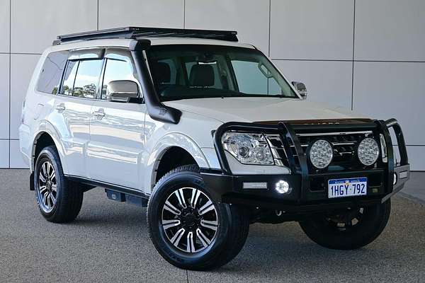 2021 Mitsubishi Pajero GLS NX