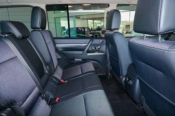2021 Mitsubishi Pajero GLS NX